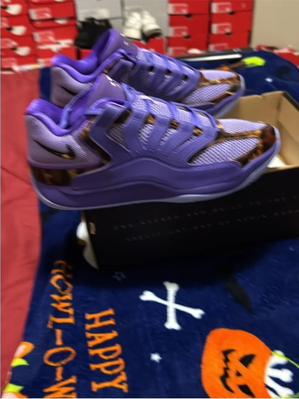Men’s Chet KD - 18 Basketball Shoes in Purple with Animal Print Accent
